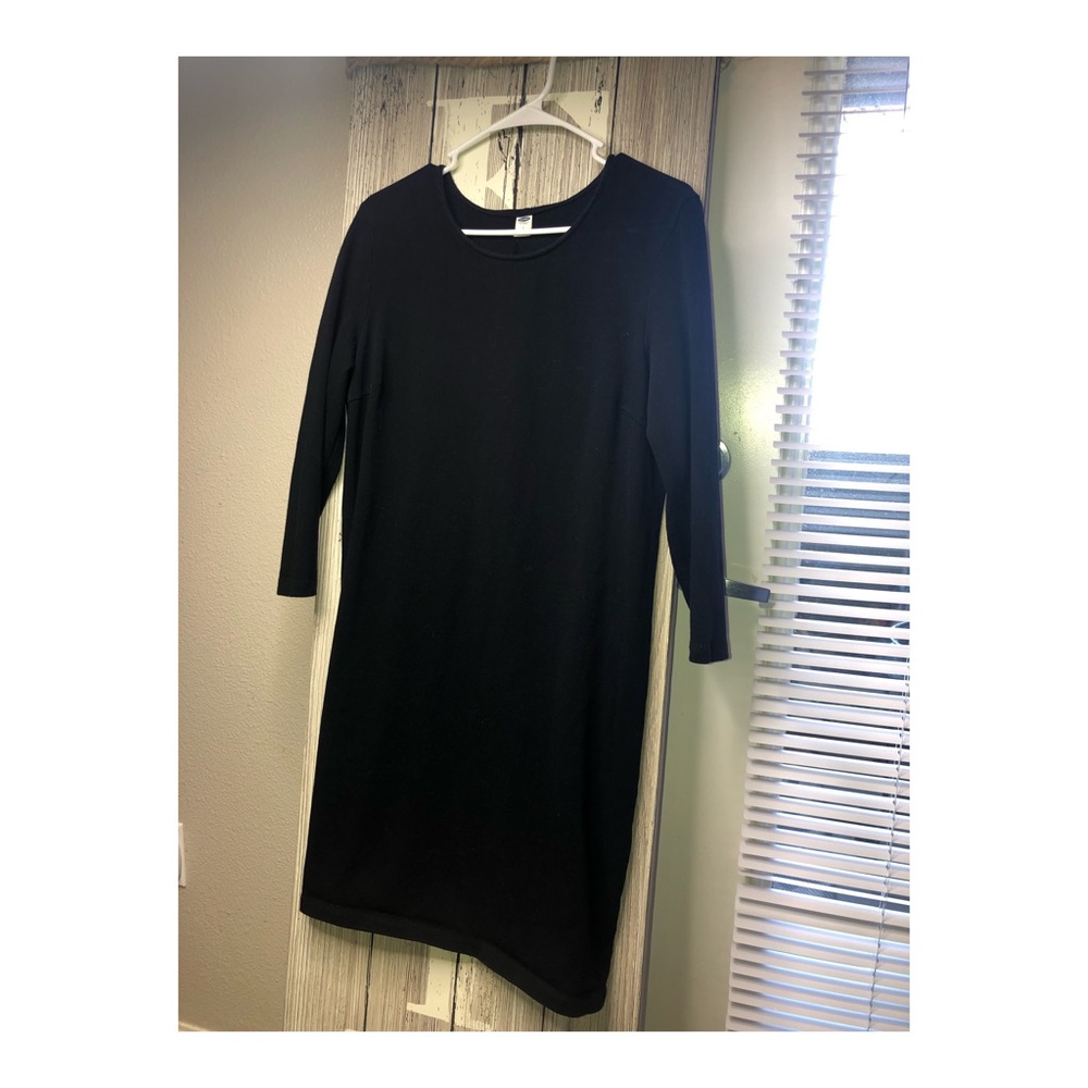 Old Navy Long Sleeve Maternity Dress
